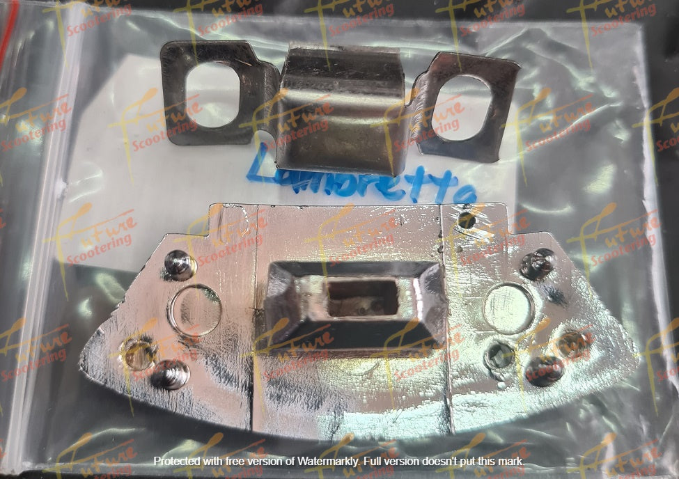 Lambretta Emblem Logo Badge "INNOCENTI Lambretta" Horn Cover (Genuine Lambretta Spare Part 19250071 - 19950069)